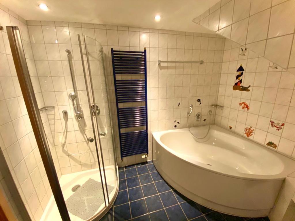 Beautiful Suites In The Center Of Gütersloh Kültér fotó